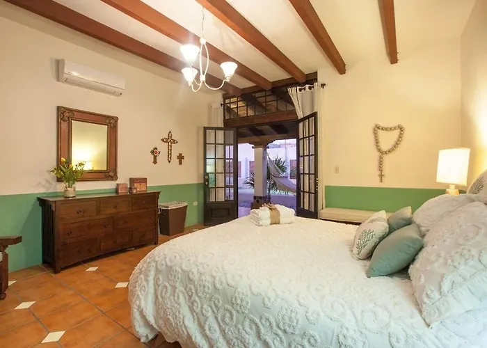 Private Pool, Walk To Malecon, 2 Bedroom Estilo Hacienda