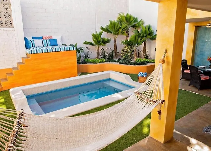 Walk To Malecon, Private Pool And Garden