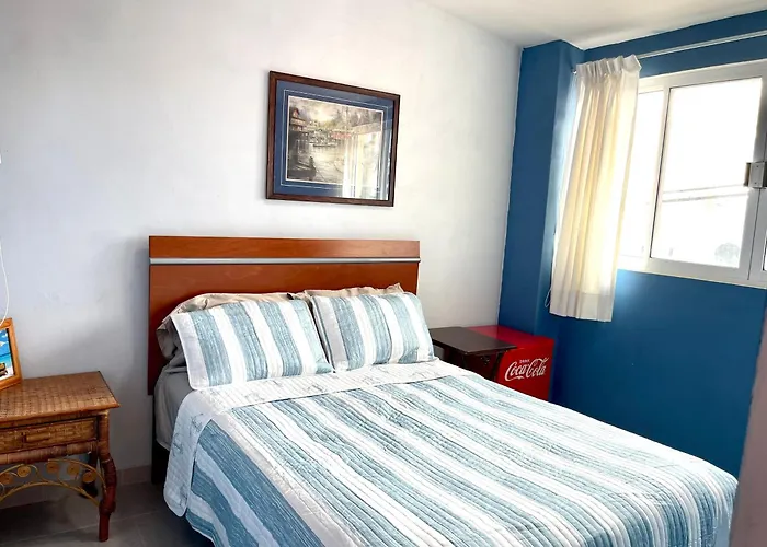 Casa Esperanza: Grand, Traditional Colonial Home